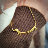 Aranyszínű tacskó nyaklánc nőknek